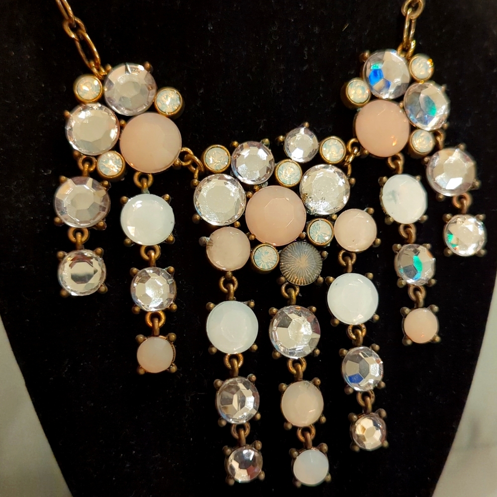Crystal Statement Necklace - Picture 7 of 7